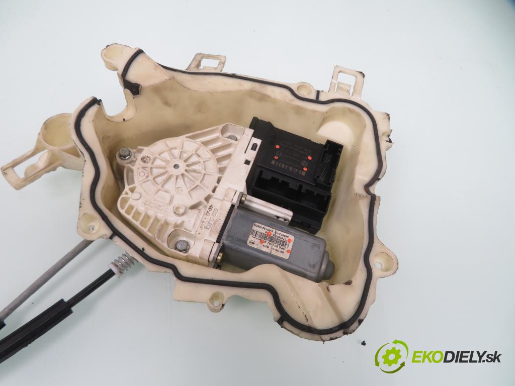 SEAT ALTEA (5P1) MINIVAN 2004 75,00 1.6 102 1595,00 Mechanizmus okien 1K0959792D ; F005S00151