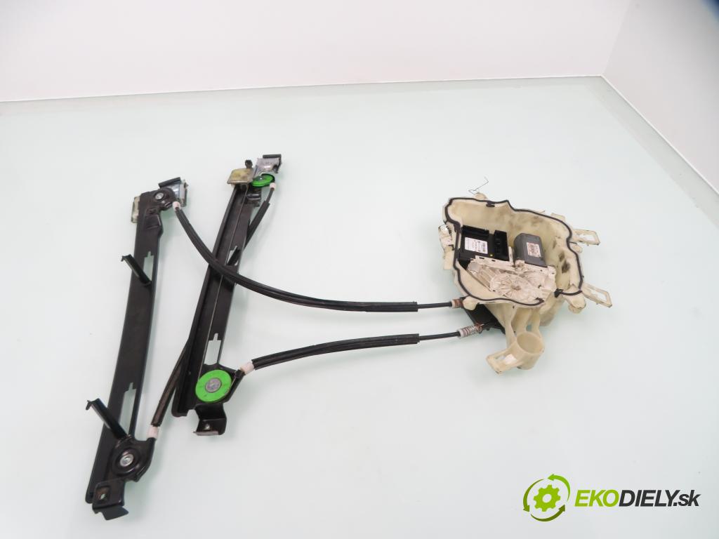 SEAT ALTEA (5P1) MINIVAN 2004 75,00 1.6 102 1595,00 mechanismus oken 5P0837401A ; 1K0959793D