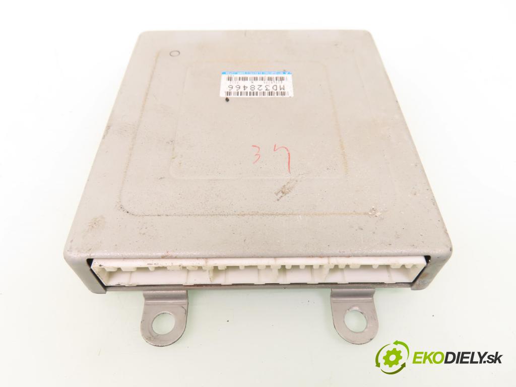 MITSUBISHI COLT V (CJ_, CP_) HB 1996 55,00 1.3 12V - 4G13 1299,00 Riadiaca jednotka Motor MD328466