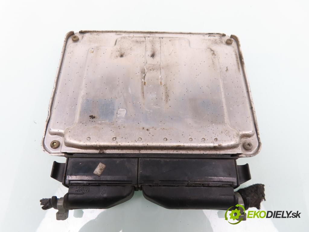VW GOLF IV (1J1) HB 2000 66,00 1.9 TDI - AGR 1896,00 Riadiaca jednotka Motor 038906012K ; 0281010111