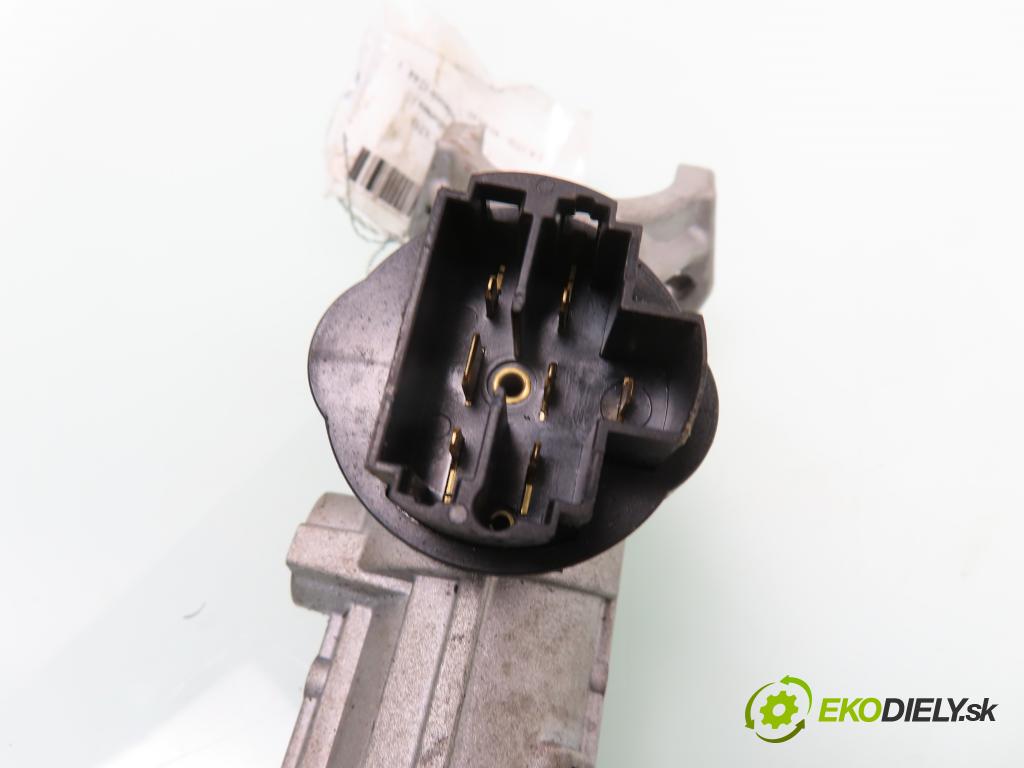 FIAT DUCATO Platforma / podwozie (244_) KABINA/PLATFORMA 2003 90,00 2.8 JTD - 8140,43 2800,00 spinačka  (Spínacie skrinky a kľúče)