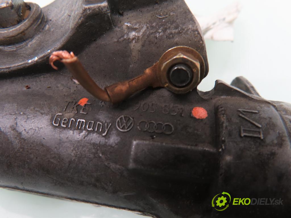 VW BORA (1J2) SEDAN 1999 66,00 1.9 TDI - AGR 1896,00 spinačka 4D0905851C (Spínacie skrinky a kľúče)