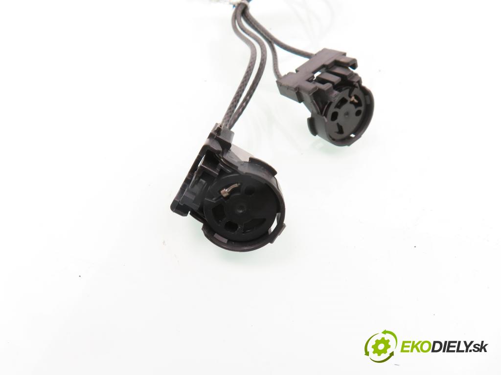 FORD FOCUS (DAW, DBW) HB 2000 66,00 1.8 TDDi 90 - C9DA 1753,00 Lanko panel kúrenia 98AB11504AE ; 98AB11503AE