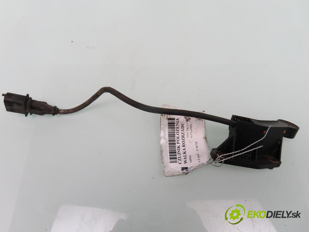 OPEL VECTRA C GTS (Z02) LIFTBACK 2002 90,00 1.8 16V 122 - Z 18 XE 1796,00 Snímač polohy vačky Vačkový hriadeľ: S105778001Z ; 5WK96060
