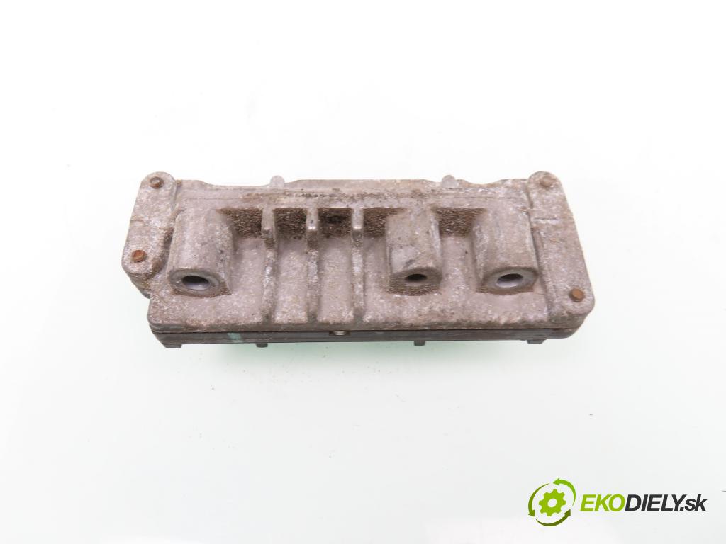 FIAT PUNTO (188_) HB 2003 44,00 1.2 60 - 188 A4.000 1242,00 Riadiaca jednotka Motor IAW59FM3 ; 6160037602 ; 46808846