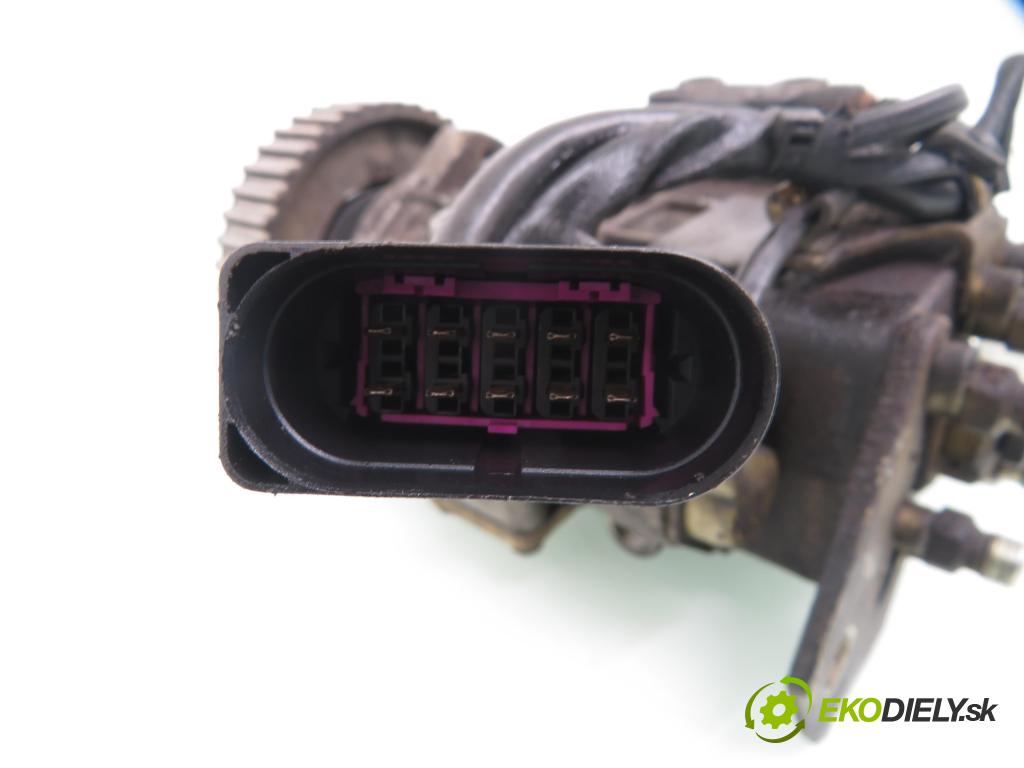 VW BORA (1J2) SEDAN 1999 66,00 1.9 TDI - AGR 1896,00 Pumpa vstrekovacia 0460404977 ; 038130107D (Vstrekovacie čerpadlá)