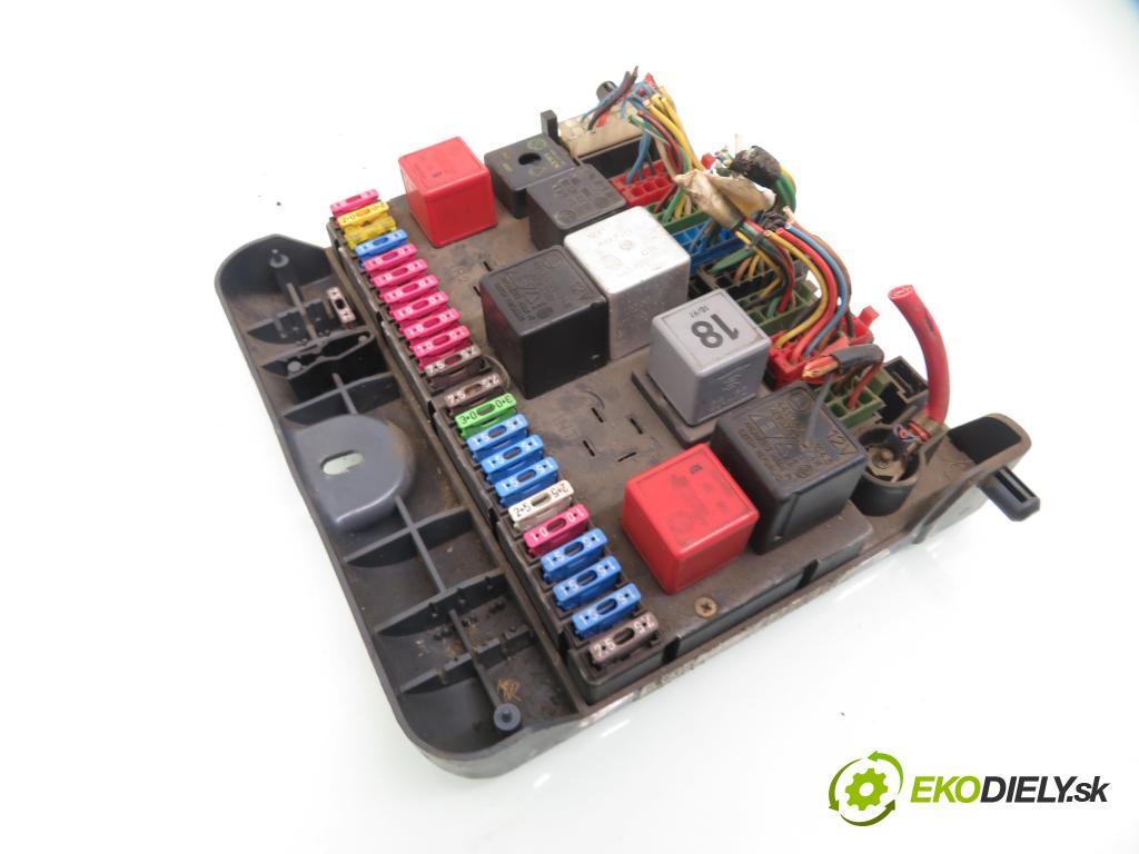 SKODA FELICIA II (6U1) HB 1997 50,00 1.3 MPI 68 1289,00 MODUL BSI 8U0937025