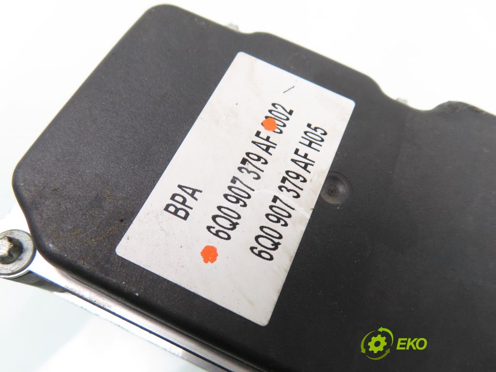 SEAT IBIZA III (6L1) HB 2008 59,00 1.4 TDI - BNV 1422,00 Pumpa ABS 0265231712 ; 600614117S ; 6Q0907379AF (Pumpy ABS)