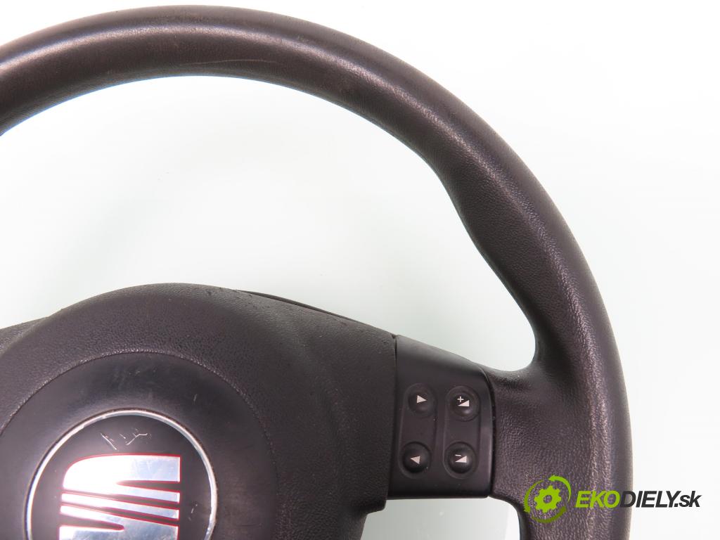 SEAT IBIZA III (6L1) HB 2008 59,00 1.4 TDI - BNV 1422,00 Volant 5P0419091D ; 06L0880201AH (Volanty)