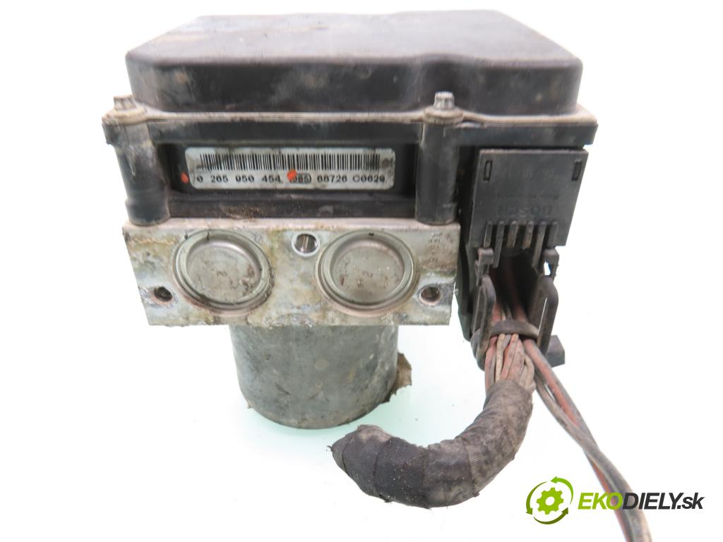 RENAULT SCENIC II (JM0/1_) MINIVAN 2007 78,00 1.5 dCi 106 - K9K 732 1461,00 Pumpa ABS 0265234472 ; 0265950454 (Pumpy ABS)