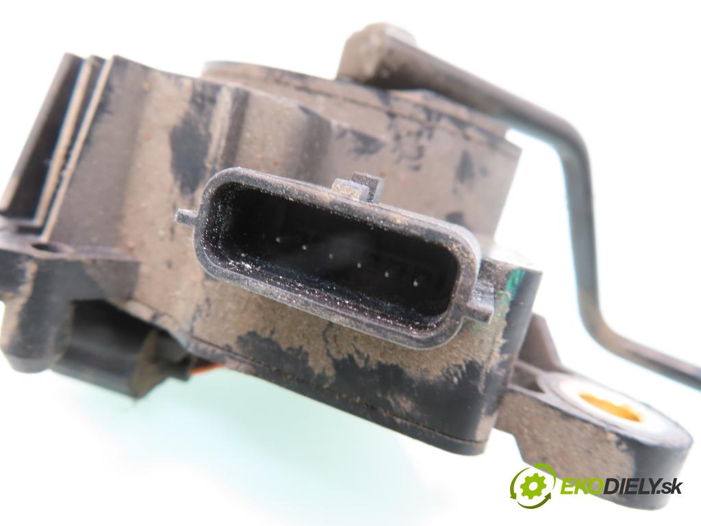 RENAULT SCENIC II (JM0/1_) MINIVAN 2006 110,00 2.0 dCi (JM1K) - M9R 700 1995,00 Potenciometer plynu 8200159645 (Pedále)