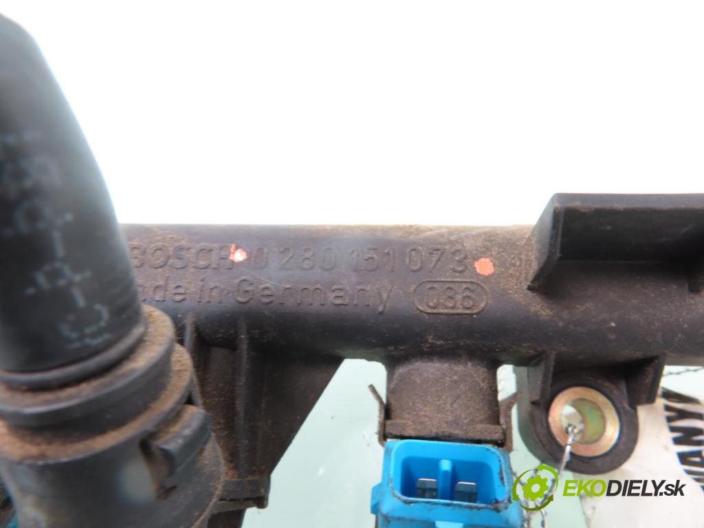 FIAT PUNTO (188_) HB 2000 59,00 1.2 16V 80 - 188 A5.000 1242,00 Lišta vstrekovacia 0280155816 ; 0280151073 (Vstrekovacie lišty)