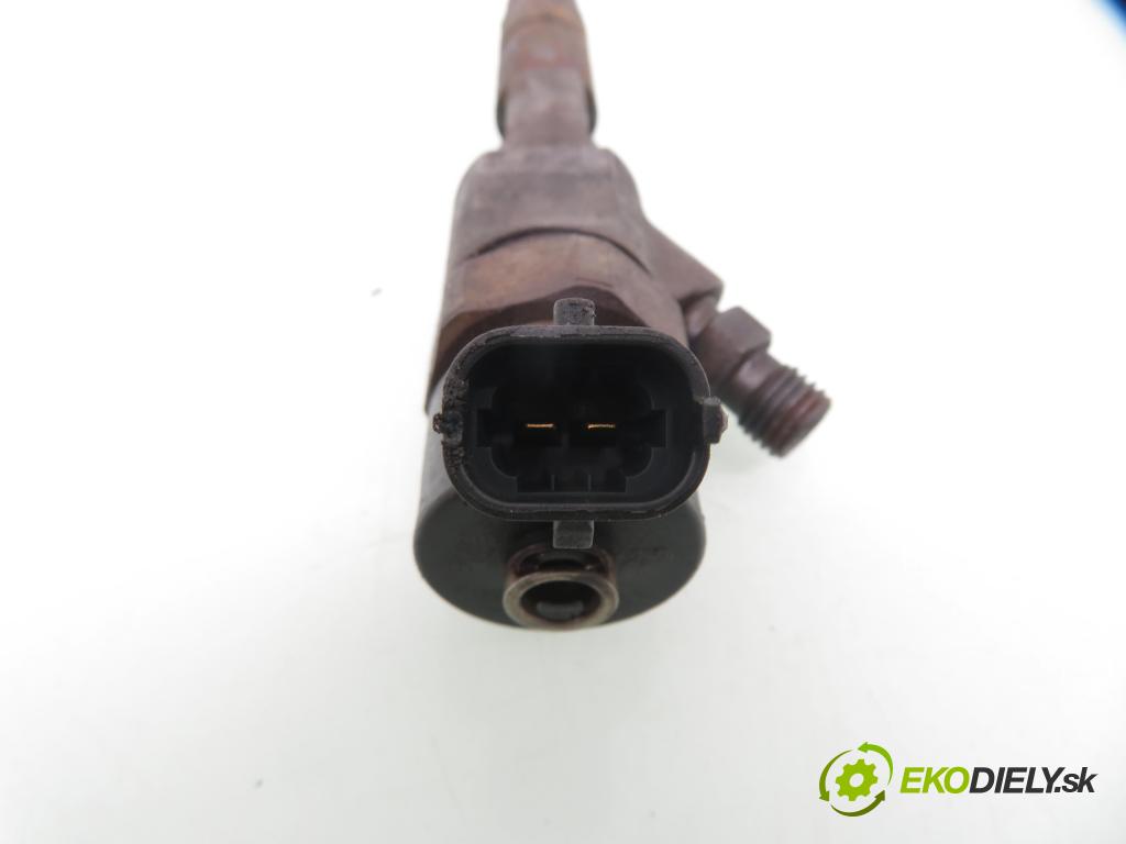 RENAULT LAGUNA II (BG0/1_) HB 2001 88,00 1.9 dCi (BG08, BG0G) - F9Q 650 1870,00 vstrekovač 0445110021 ; 7700111014 (Vstrekovače)