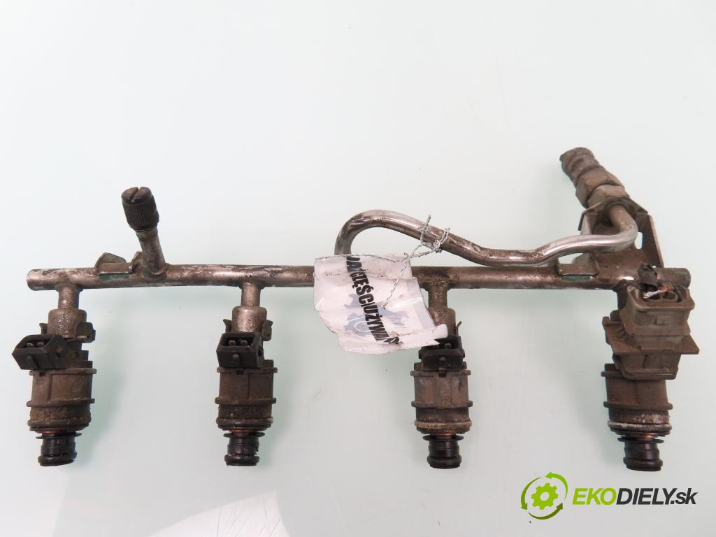 OPEL ZAFIRA A Nadwozie Wielkopojemne (MPV) (T98)  MINIVAN 2000 92,00 1.8 16V 125 - Z 18 XE 1796,00 Lišta vstrekovacia 5WK93151 ; 90536149 (Vstrekovacie lišty)