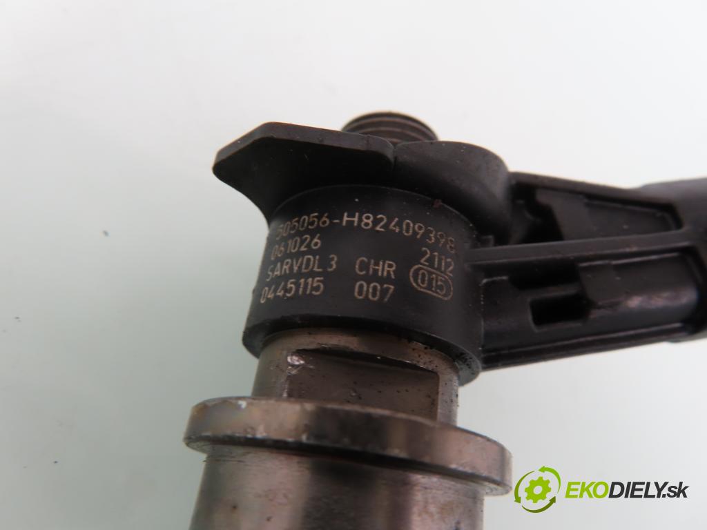 RENAULT SCENIC II (JM0/1_) MINIVAN 2006 110,00 2.0 dCi (JM1K) - M9R 700 1995,00 vstrekovač 0445115007 ; H82409398 (Vstrekovače)