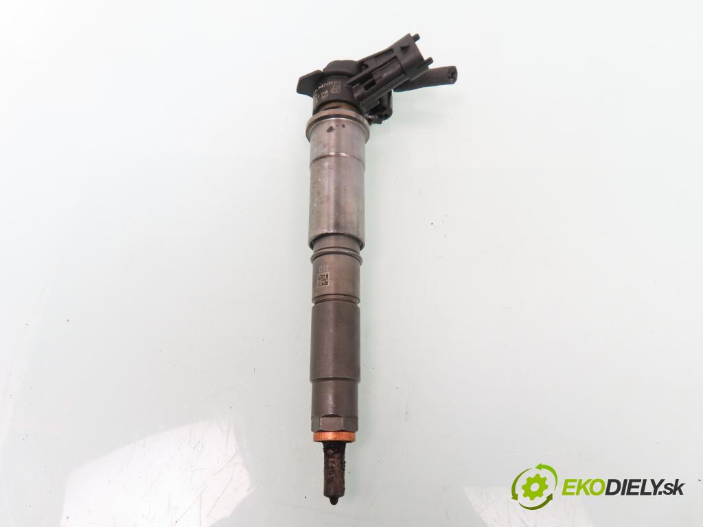 RENAULT SCENIC II (JM0/1_) MINIVAN 2006 110,00 2.0 dCi (JM1K) - M9R 700 1995,00 vstrekovač 0445115007 ; H82409398 (Vstrekovače)
