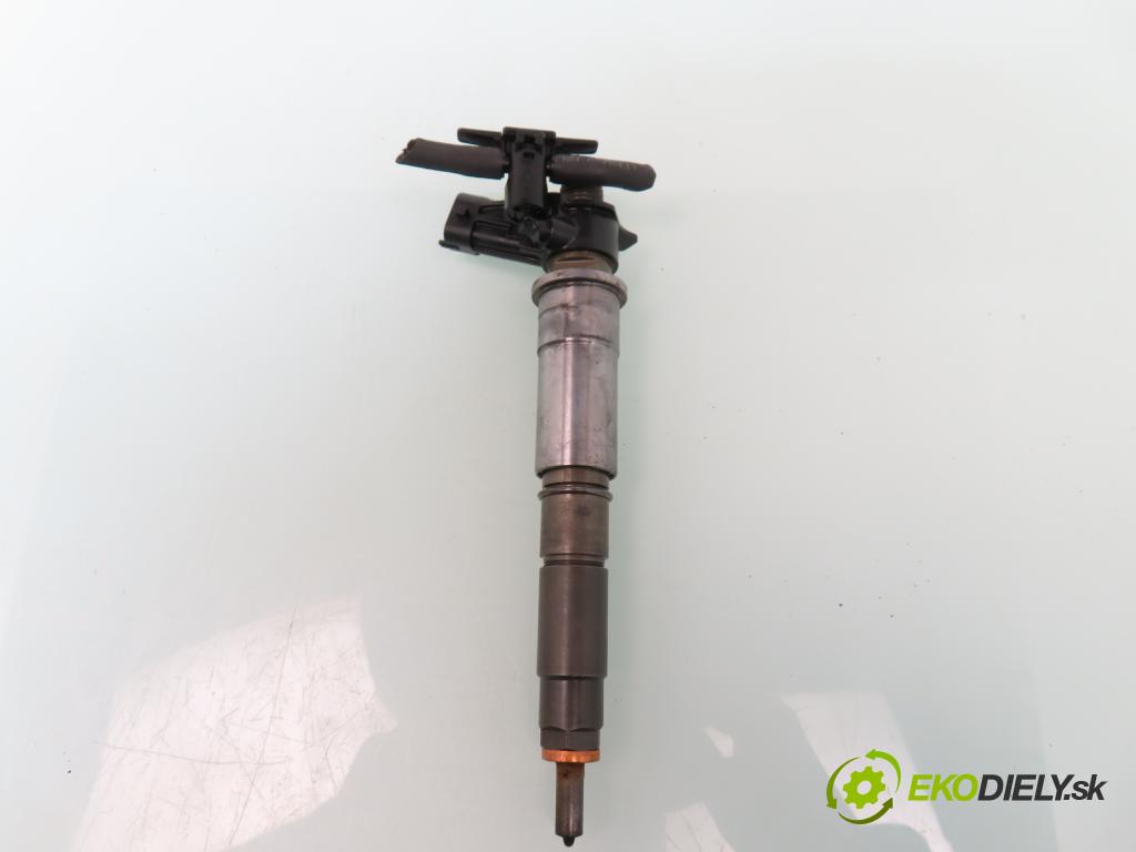 RENAULT SCENIC II (JM0/1_) MINIVAN 2006 110,00 2.0 dCi (JM1K) - M9R 700 1995,00 vstrekovač 0445115007 ; H82409398 (Vstrekovače)