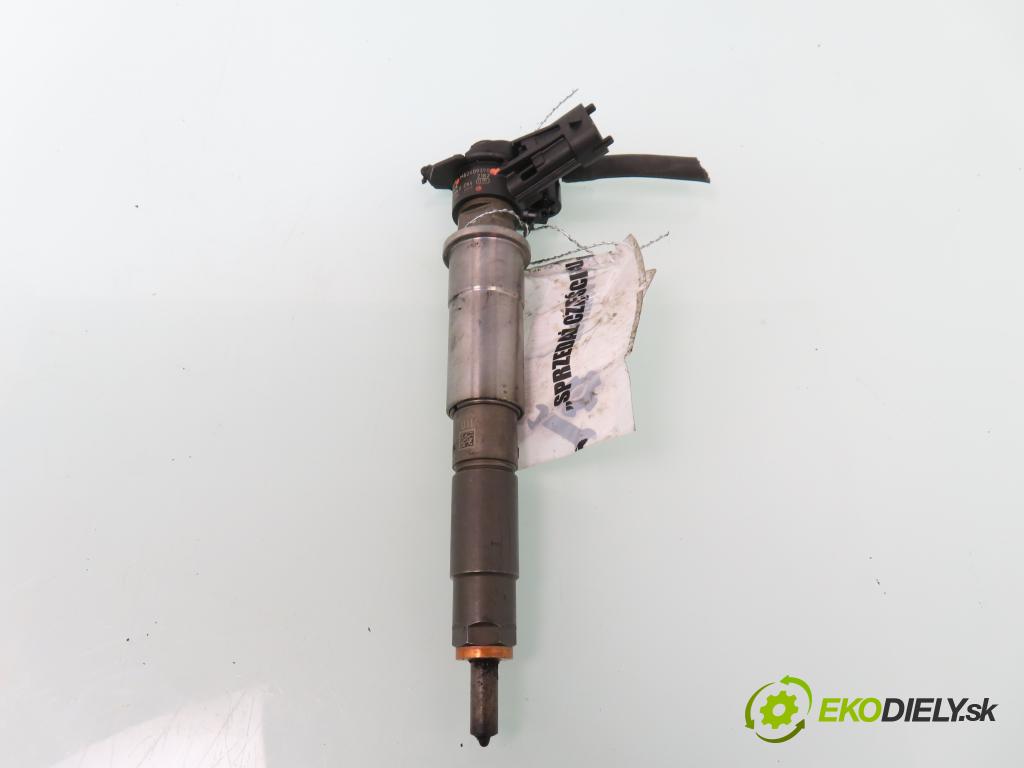RENAULT SCENIC II (JM0/1_) MINIVAN 2006 110,00 2.0 dCi (JM1K) - M9R 700 1995,00 vstrekovač 0445115007 ; H82409398 (Vstrekovače)