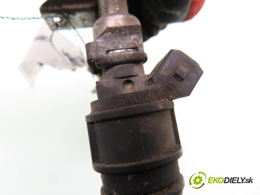 OPEL VECTRA C GTS (Z02) LIFTBACK 2002 90,00 1.8 16V 122 - Z 18 XE 1796,00 Lišta vstrekovacia 90536149 ; 5WK93151 (Vstrekovacie lišty)