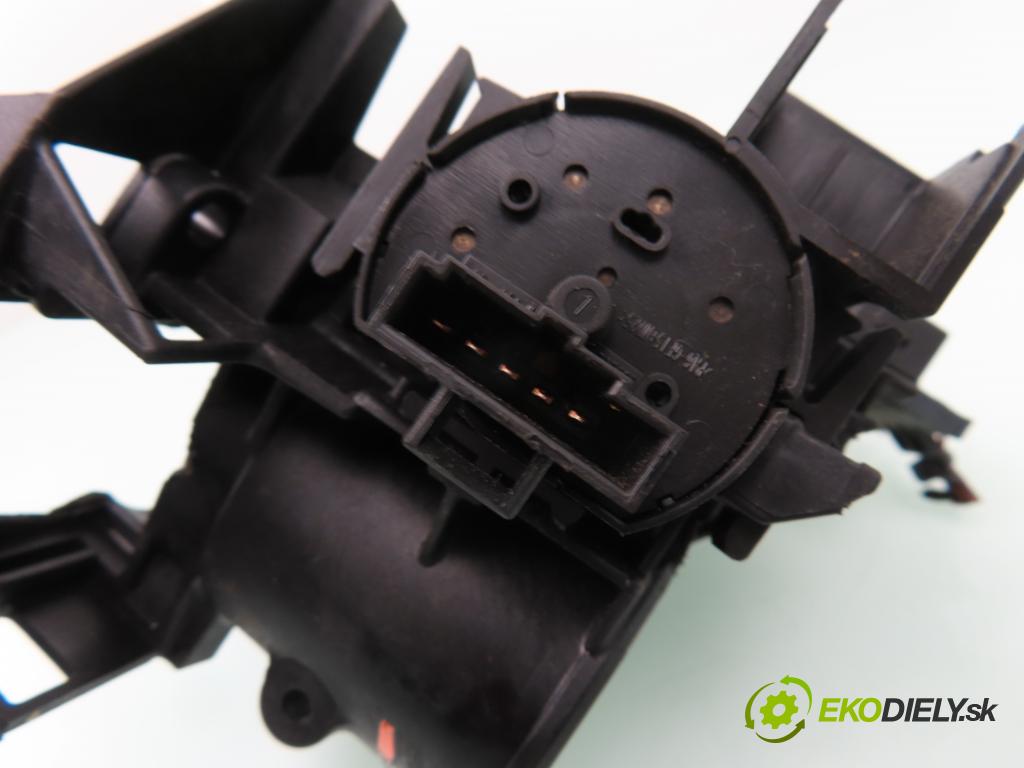 OPEL CORSA C (X01) HB 2003 51,00 1.3 CDTI - Z 13 DT 1248,00 spinačka 90589313 ; 90589389 ; 24413106 (Spínacie skrinky a kľúče)