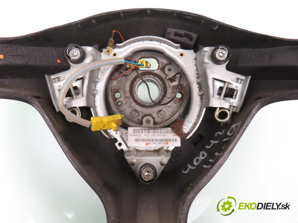 SEAT LEON (1M1) HB 2003 81,00 1.9 TDI 110 - ASV 1896,00 Volant 1J0419091 ; 1M0880201 (Volanty)