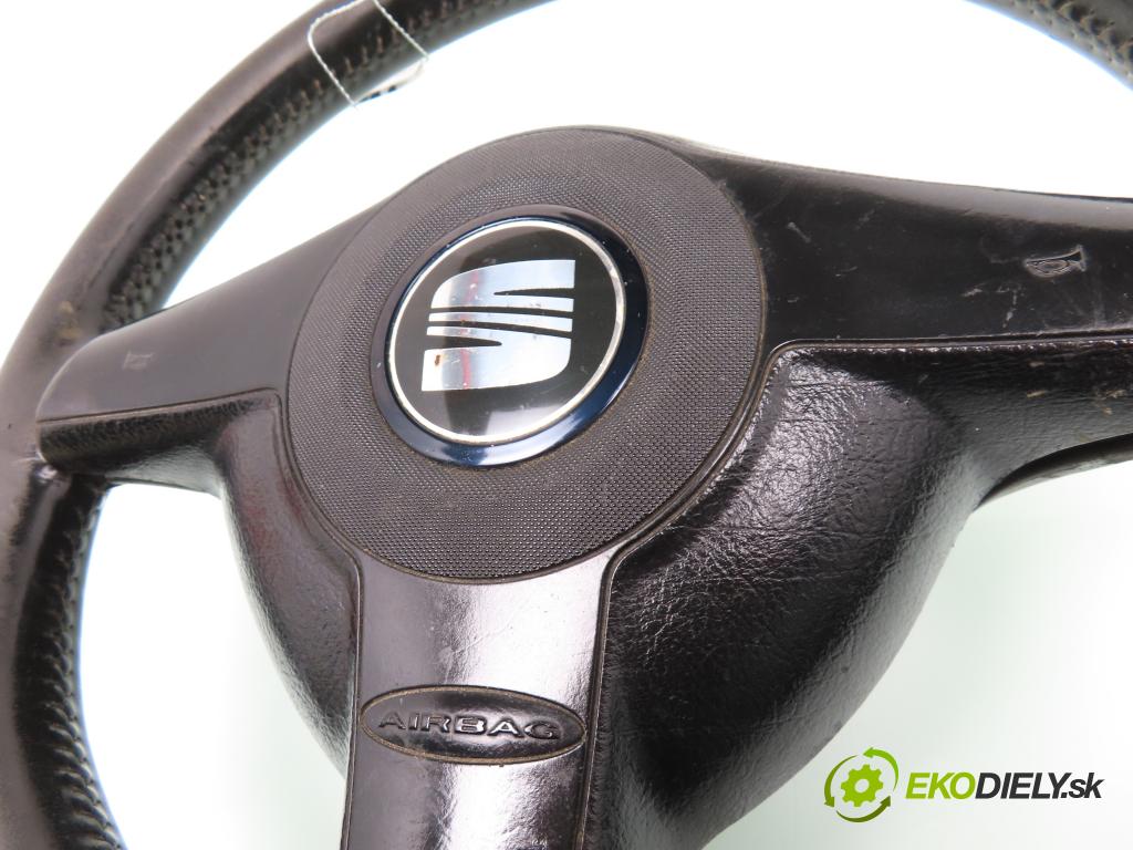 SEAT LEON (1M1) HB 2003 81,00 1.9 TDI 110 - ASV 1896,00 Volant 1J0419091 ; 1M0880201 (Volanty)