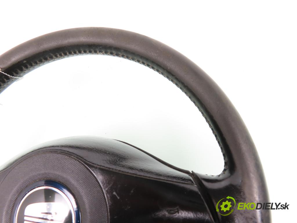 SEAT LEON (1M1) HB 2003 81,00 1.9 TDI 110 - ASV 1896,00 Volant 1J0419091 ; 1M0880201 (Volanty)