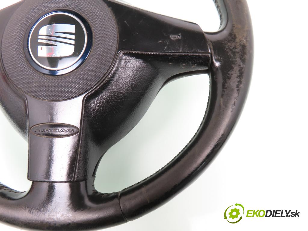 SEAT LEON (1M1) HB 2003 81,00 1.9 TDI 110 - ASV 1896,00 Volant 1J0419091 ; 1M0880201 (Volanty)