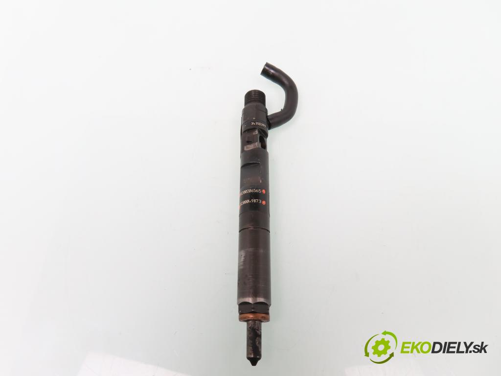 RENAULT KANGOO (KC0/1_) KOMBIVAN 2002 60,00 1.5 dCi 80 - K9K 702 1461,00 vstrekovač EJBR01801Z ; 8200206565 ; 8200049873 (Vstrekovače)