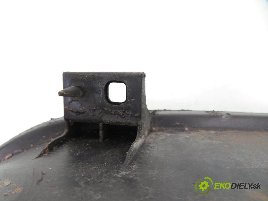 VW GOLF IV (1J1) HB 1998 55,00 1.4 16V 75 - AKQ 1390,00 Svetlo PP 1J1941016B ; 67742020