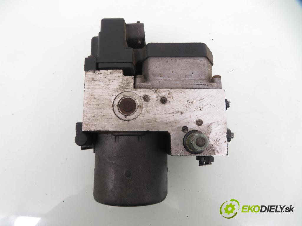 AUDI A6 Avant (4B5, C5) KOMBI 1999 81,00 1.9 TDI - AFN 1896,00 pumpa ABS 0273004283 ; 8E061411B ; 0265220405 (Pumpy brzdové)
