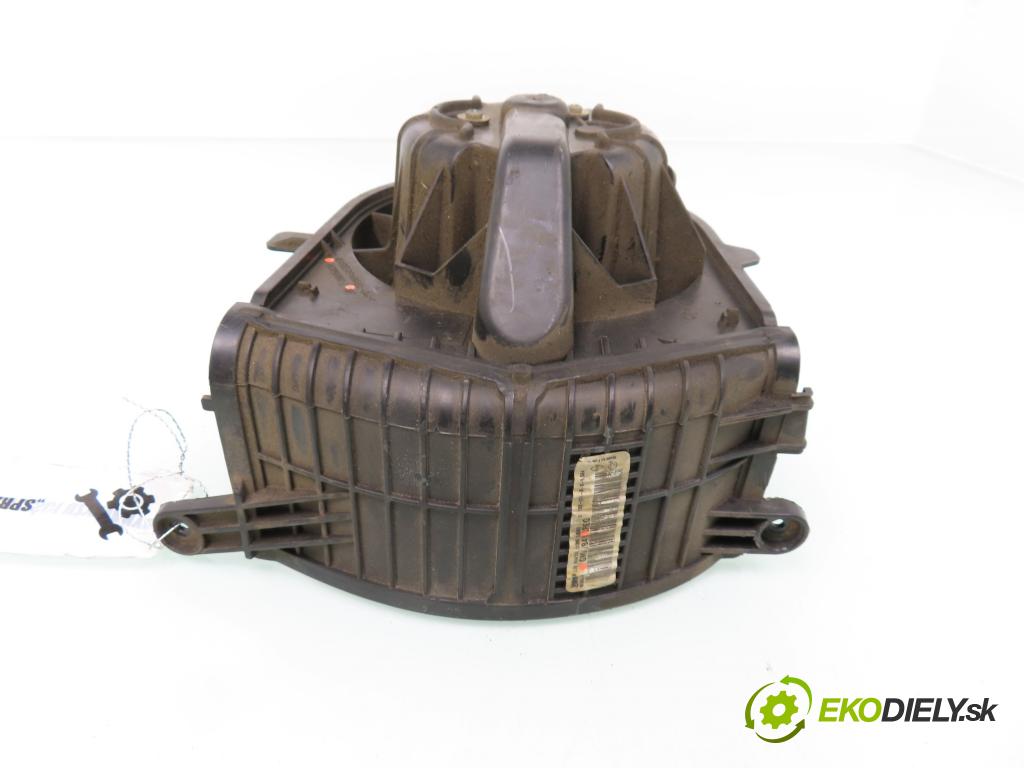 RENAULT SCENIC II (JM0/1_) MINIVAN 2006 110,00 2.0 dCi (JM1K) - M9R 700 1995,00 Ventilátor vetráku GMVJ84 ; F666583V