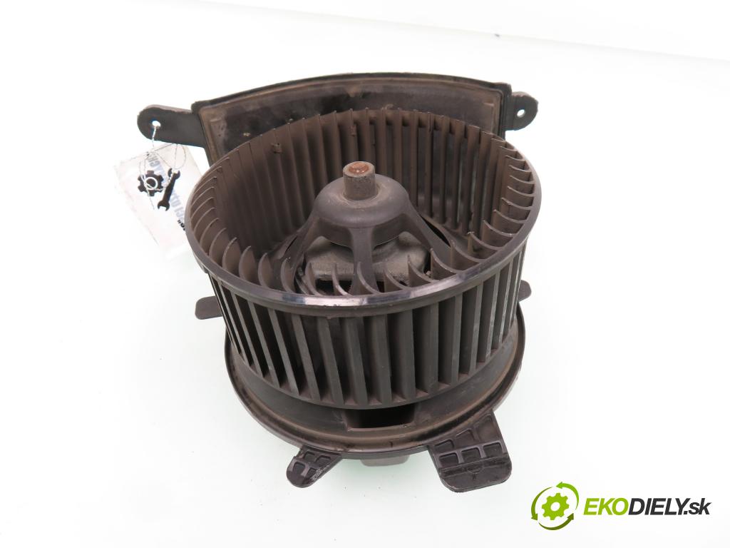 RENAULT SCENIC II (JM0/1_) MINIVAN 2006 110,00 2.0 dCi (JM1K) - M9R 700 1995,00 Ventilátor vetráku GMVJ84 ; F666583V