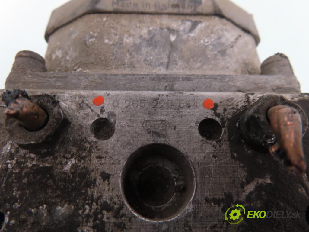 OPEL ZAFIRA A Nadwozie Wielkopojemne (MPV) (T98)  MINIVAN 2000 92,00 1.8 16V 125 - Z 18 XE 1796,00 pumpa ABS 0273004517 ; 0265220684 ; 09156992 (Pumpy brzdové)