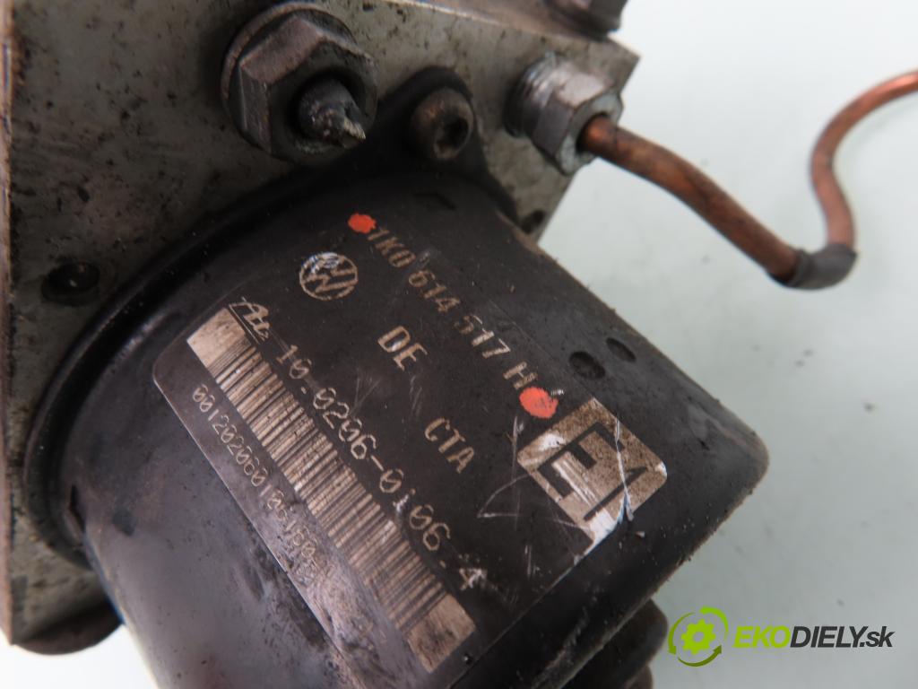 SEAT ALTEA (5P1) MINIVAN 2004 77,00 1.9 TDI - BKC 1896,00 Pumpa ABS 1K0907379K ; 1L0614517H (Pumpy ABS)