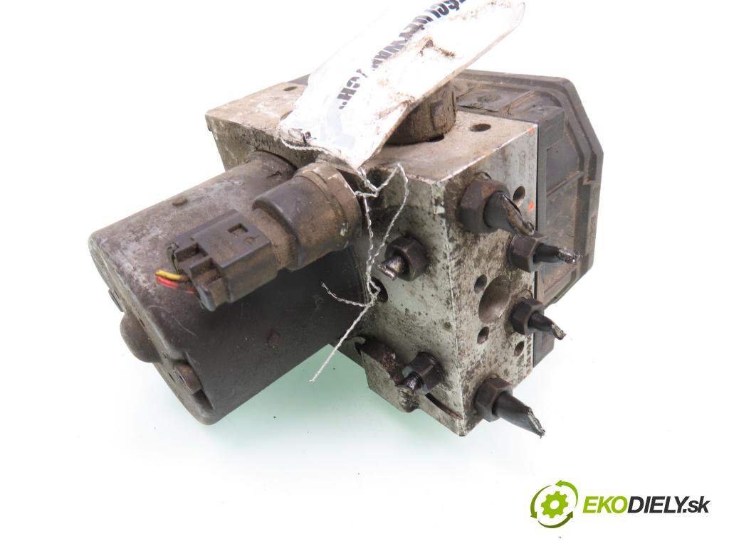 SKODA SUPERB I (3U4) SEDAN 2002 74,00 1.9 TDI - AVB 1896,00 Pumpa ABS 0265950063 ; 0265225139 ; 3D0614517B (Pumpy ABS)