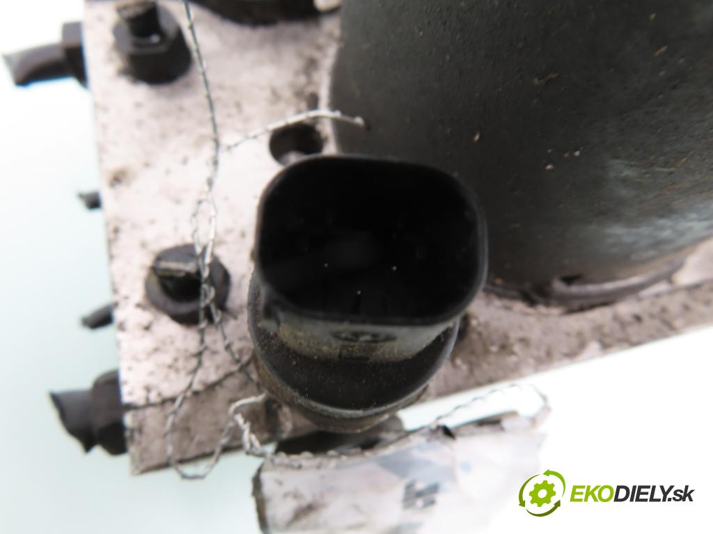 SKODA SUPERB I (3U4) SEDAN 2002 74,00 1.9 TDI - AVB 1896,00 Pumpa ABS 0265950063 ; 0265225139 ; 3D0614517B (Pumpy ABS)