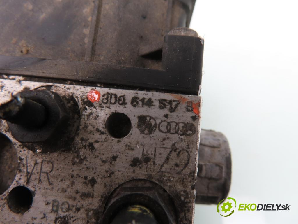 SKODA SUPERB I (3U4) SEDAN 2002 74,00 1.9 TDI - AVB 1896,00 Pumpa ABS 0265950063 ; 0265225139 ; 3D0614517B (Pumpy ABS)