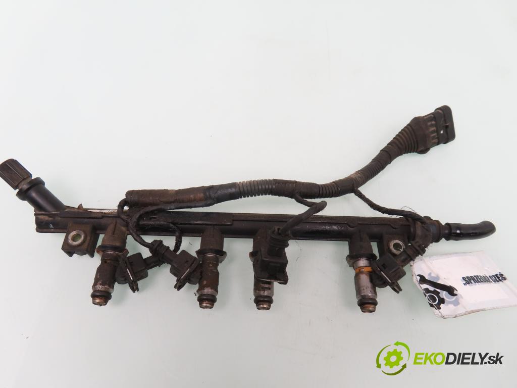 FIAT PANDA (169_) VAN 2012 51,00 1.2 - 169 A4.000 1242,00 Lišta vstrekovacia CB261B (Vstrekovacie lišty)