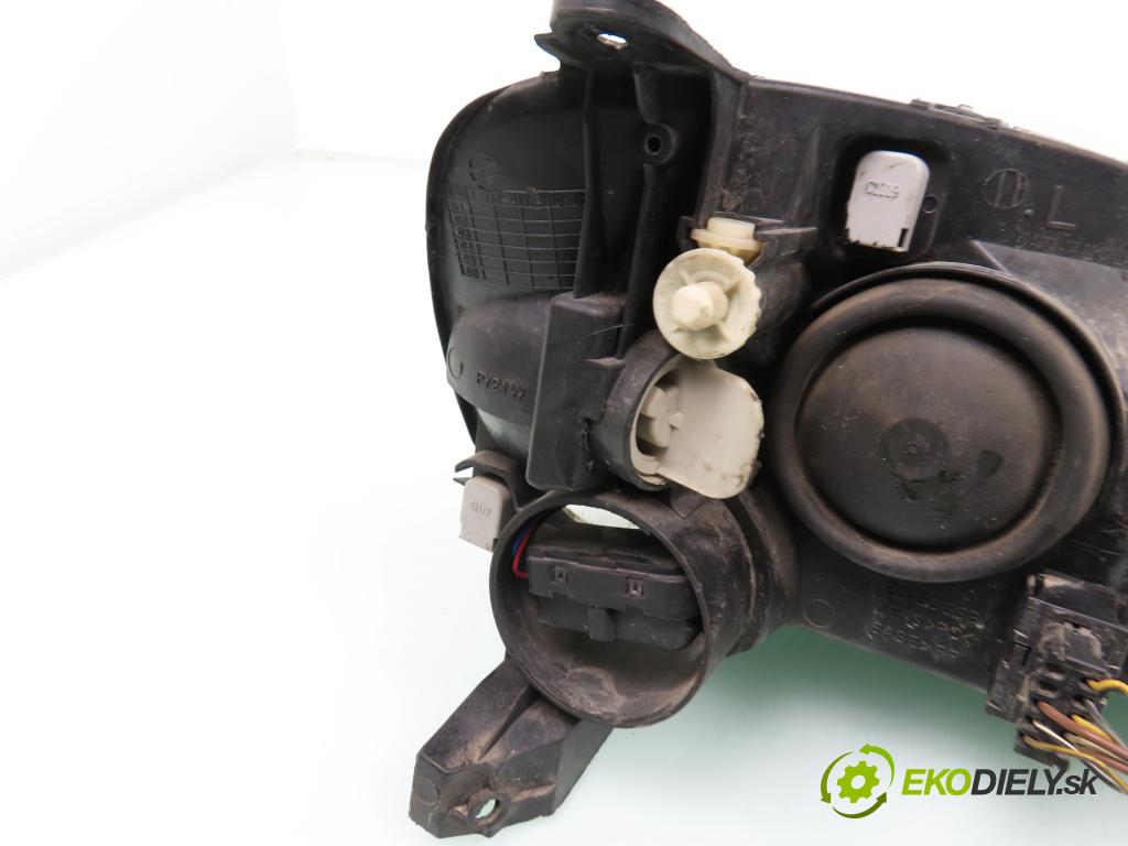 OPEL COMBO C KOMBIVAN 2005 51,00 1.3 CDTI 16V - Y 13 DT 1248,00 světlo LP
