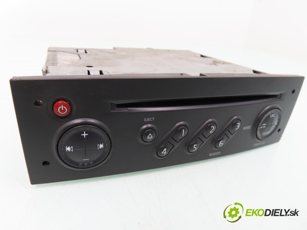 RENAULT SCENIC II (JM0/1_) MINIVAN 2004 88,00 1.9 DCI - F9Q 812 1870,00 RADIO CD 8200505114 ; 8200505114T