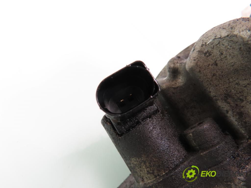 VW TOURAN (1T1, 1T2) MINIVAN 2005 103,00 2.0 TDI - BMM 1968,00 KOMPRESOR: klimatizácie 1K0820803Q ; 8676F (Kompresory klimatizácie)