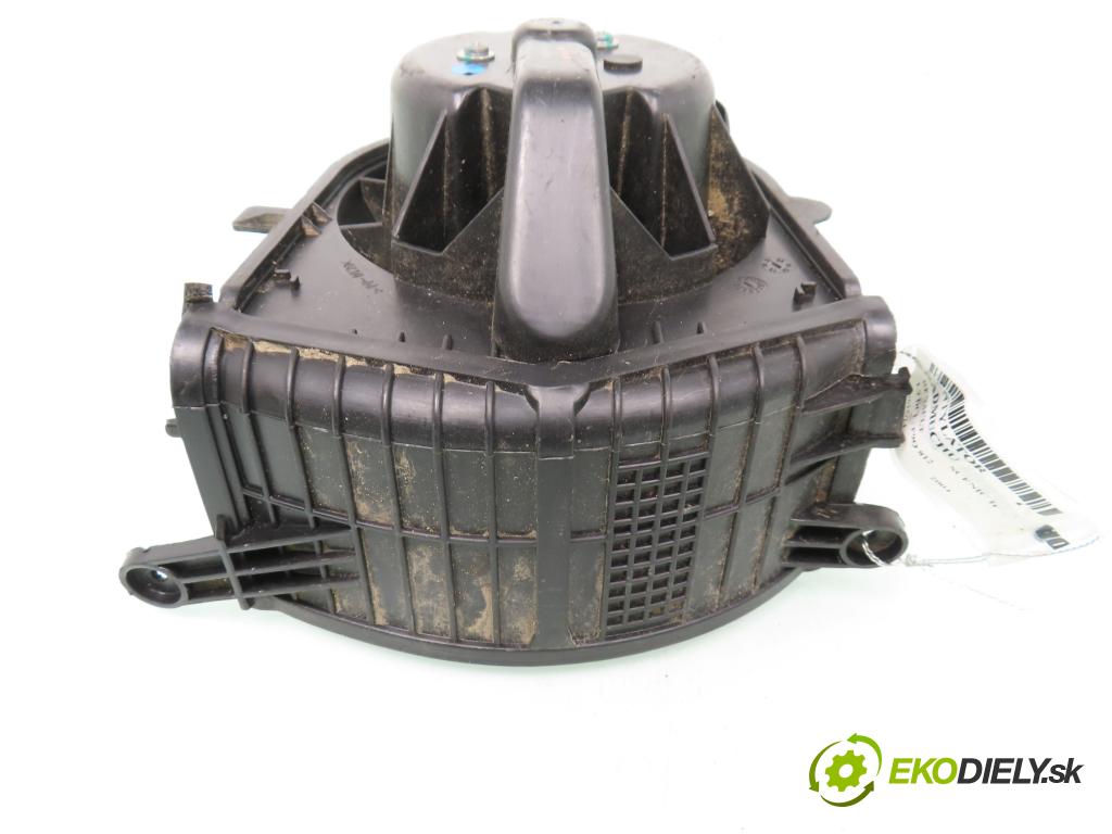 RENAULT SCENIC II (JM0/1_) MINIVAN 2004 88,00 1.9 DCI - F9Q 812 1870,00 Ventilátor vetráku 2002221