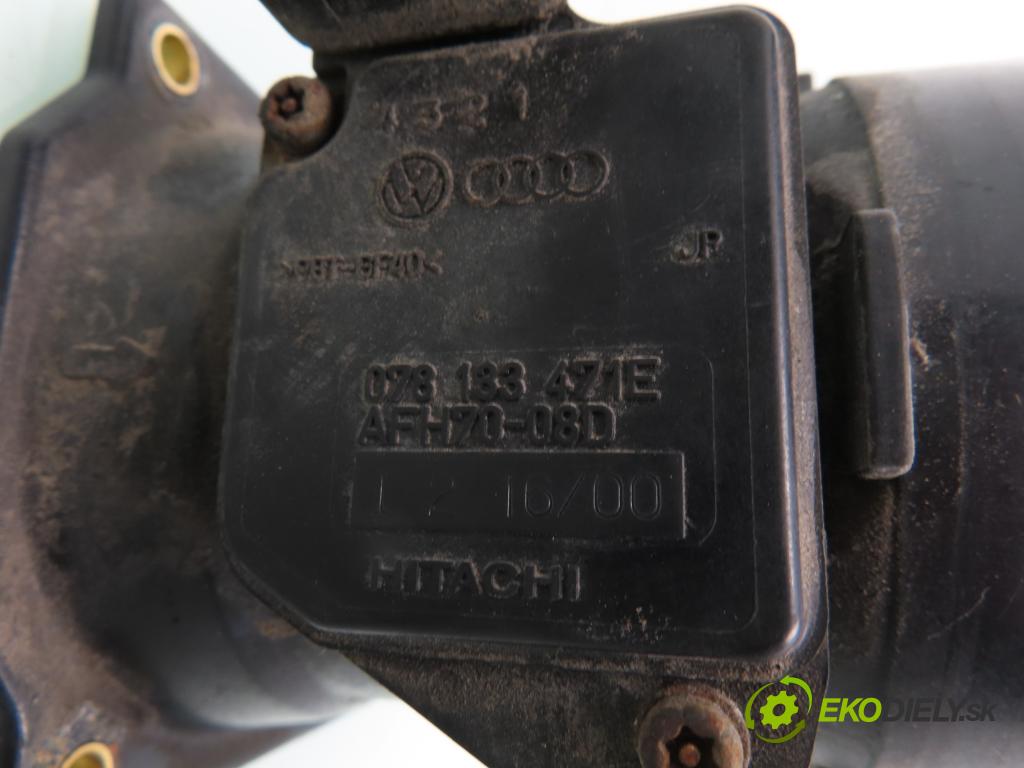 AUDI A6 Avant (4B5, C5) KOMBI 2000 121,00 2.4 - AML 2393,00 váha vzduchu vzduchu 078133471E