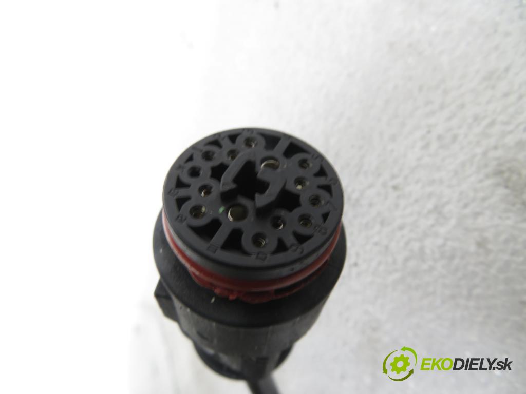 MERCEDES-BENZ KLASA C (W202) SEDAN 1994 70,00 2.2 16V D 95 - OM 604.910 2155,00 Pumpa vstrekovacia 6040700001 ; R8640A031A (Vstrekovacie čerpadlá)