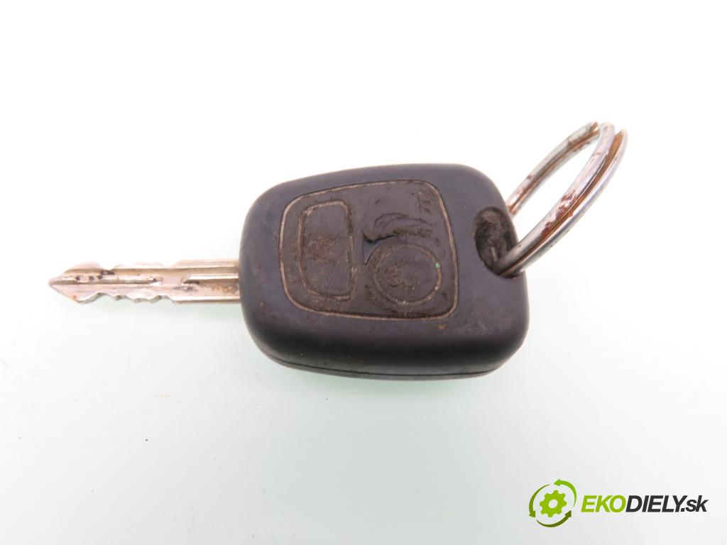 CITROEN XSARA PICASSO (N68) MINIVAN 2003 85,00 1.8 16V - 6FZ (EW7J4) 1749,00 spinačka  (Spínacie skrinky a kľúče)