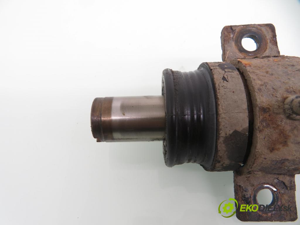 SUZUKI WAGON R+ (MM) HB 2000 56,00 1.3 (RB 413) - G13BB 1298,00 Riadenie bez servočerpadlo 9208094 ; 4850083E60