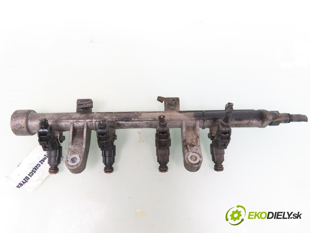 HYUNDAI GETZ (TB) HB 2004 60,00 1.3 12V 82 - G4EA 1341,00 Lišta vstrekovacia 9250930006 (Vstrekovacie lišty)