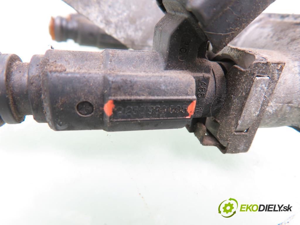 HYUNDAI GETZ (TB) HB 2004 60,00 1.3 12V 82 - G4EA 1341,00 Lišta vstrekovacia 9250930006 (Vstrekovacie lišty)