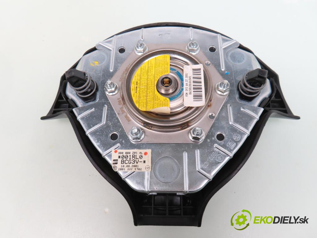 VW BORA (1J2) SEDAN 2001 85,00 2 - AZJ 1984,00 Volant 1J0419091AB ; 3B0880201AL (Volanty)